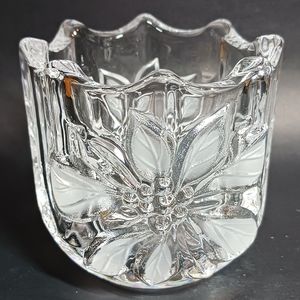 Mikasa Crystal Poinsetta 3.2" Votive Candle Holder~Very Good Condition